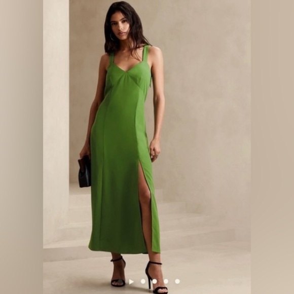 NWT Banana Republic Side Slit Maxi Dress Green Size Small - Picture 1 of 10